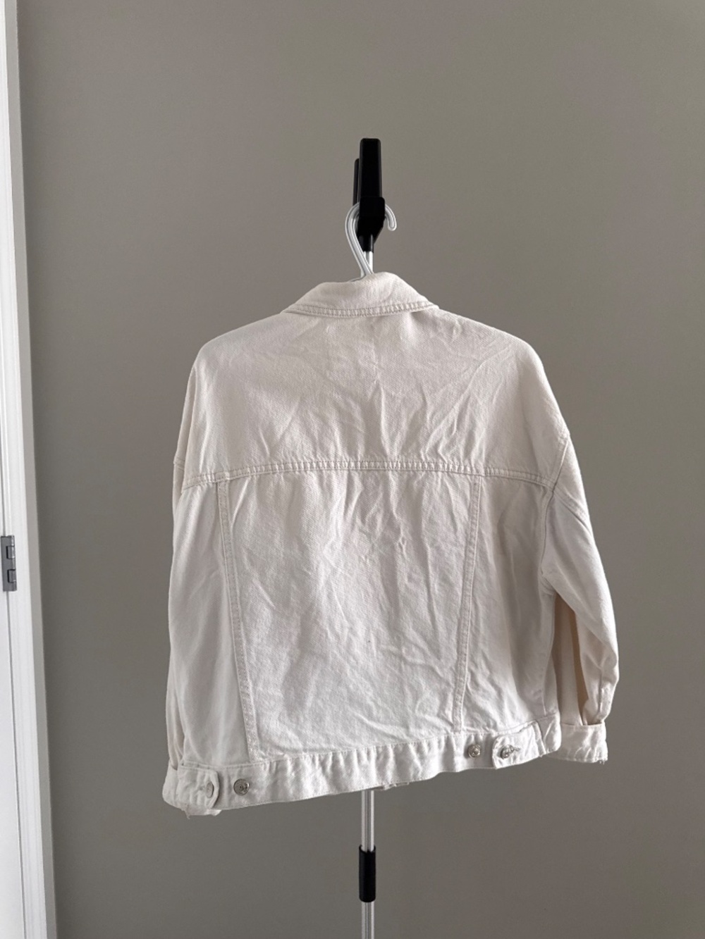 Denim jacket - Picture 2 of 3